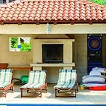 Anka - Five-bedroom With Terrace And Swimming Pool Villa
