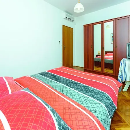 Anka - Five-bedroom With Terrace And Swimming Pool Zaton (Dubrovnik-Neretva)