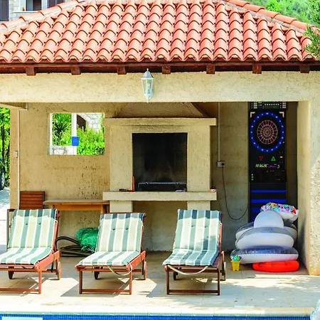 Anka - Five-bedroom With Terrace And Swimming Pool Zaton (Dubrovnik-Neretva)