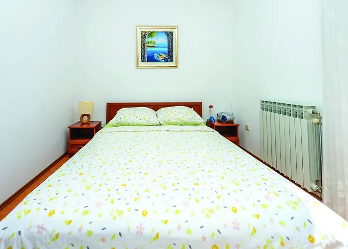 Anka - Five-bedroom With Terrace And Swimming Pool Villa